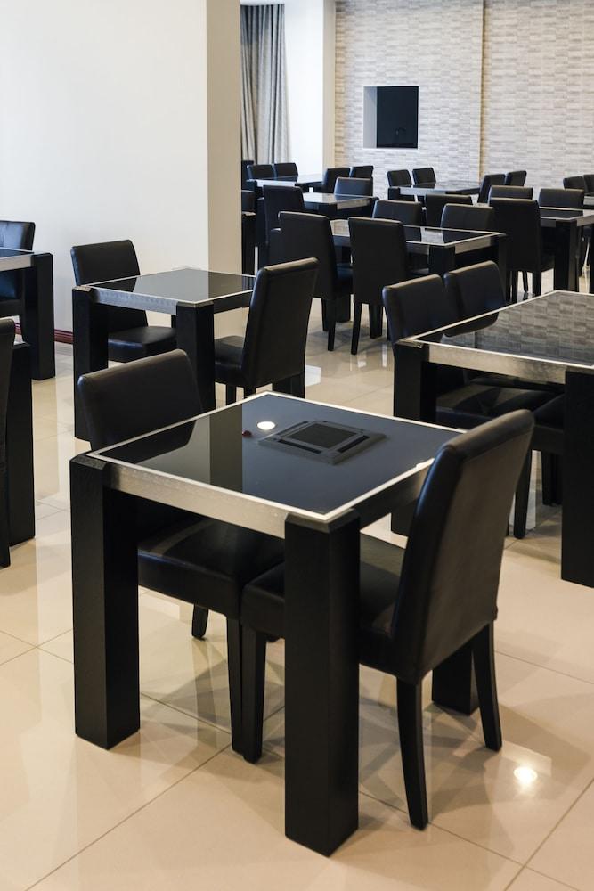 Nobile Hotel Estacion Central Σαντιάγκο Εξωτερικό φωτογραφία
