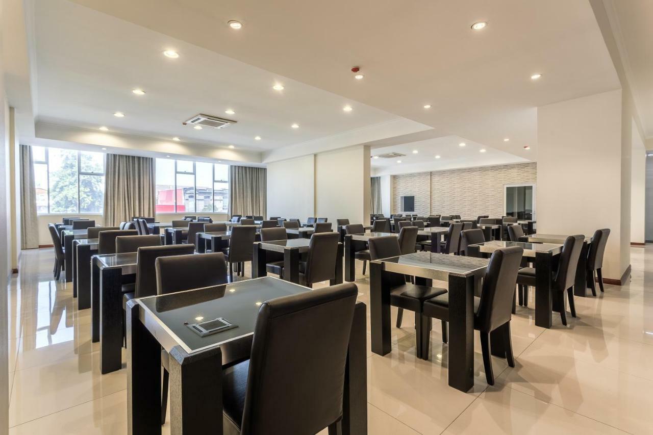 Nobile Hotel Estacion Central Σαντιάγκο Εξωτερικό φωτογραφία