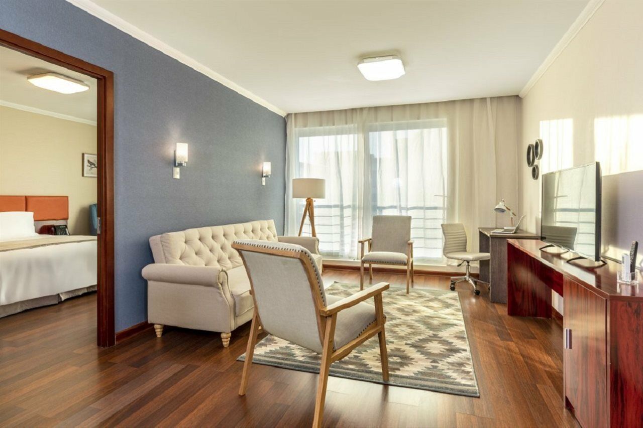 Nobile Hotel Estacion Central Σαντιάγκο Εξωτερικό φωτογραφία